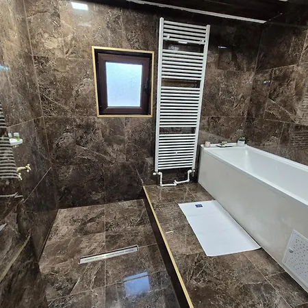 度假居 Casa Denis La 50m De Castel! 胡内多阿拉