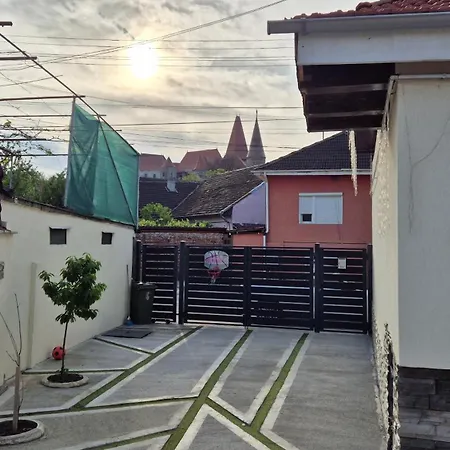 度假居 Casa Denis La 50m De Castel! 胡内多阿拉