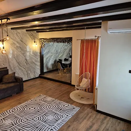 Casa Denis La 50m De Castel! * 胡内多阿拉